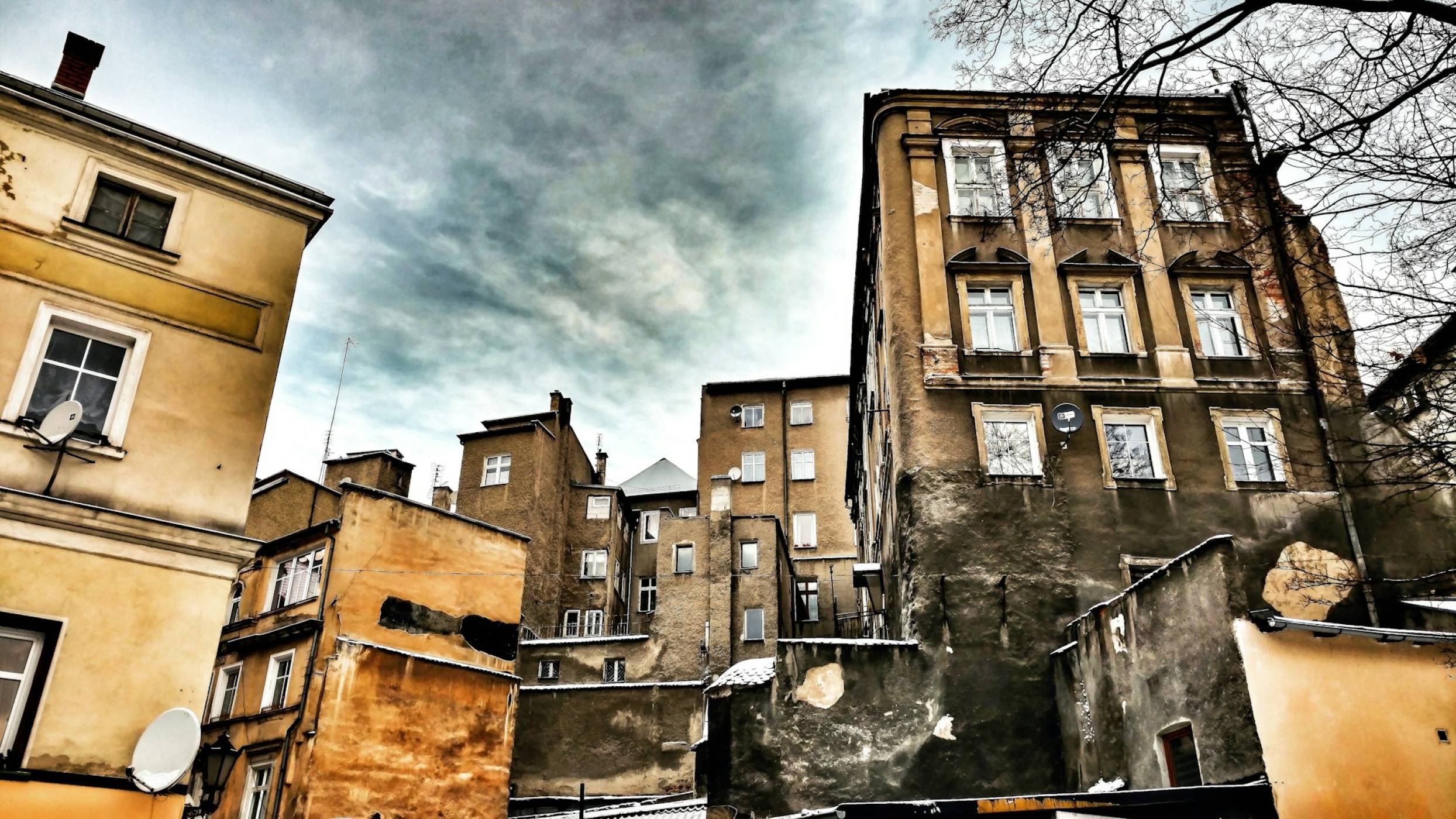 mainimage-starite-kvartali-na-sofiya-pteshestvie-prez-obektiva